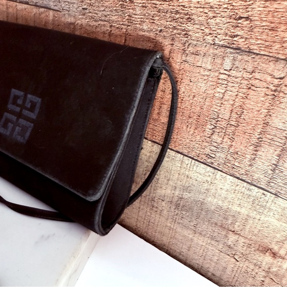 Vintage Givenchy Calfskin Satin Emblem Crossbody Black - Picture 6 of 16